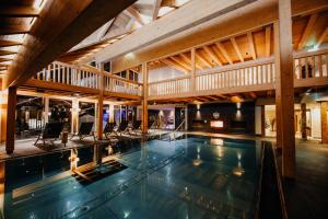 Bazén v ubytování Post Seefeld - Wellnesshotel Tirol nebo v jeho okolí