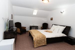 Gallery image of Casa Stejarul Lui Andrei in Izvoarele +27 photos