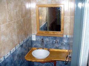 Ένα μπάνιο στο Hosteria Nuevo Sol +62 φωτογραφίες