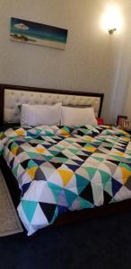 Gallery image of Modren vill bahriatown karachi in Goth Morio