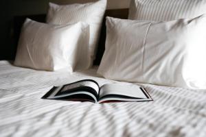 Letto o letti in una camera di Old Ijevan Boutique Hotel