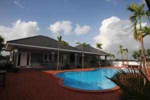 Bazén v ubytování Rongsang Resort nebo v jeho okolí