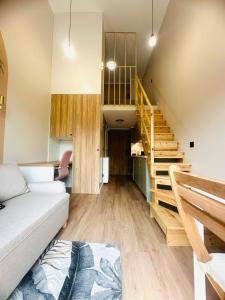 Fotografie z fotogalerie ubytování LOFTY NAD WARTĄ Apartament FREE PARKING v Poznani