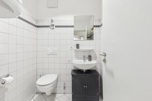 Koupelna v ubytování Loft über den Dächern Coburgs, Parkplatz