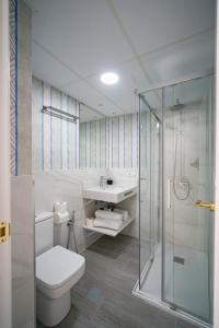 Kúpeľňa v ubytovaní San Clemente House