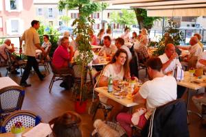 Gestir sem dvelja á Auberge Communale à l'Union