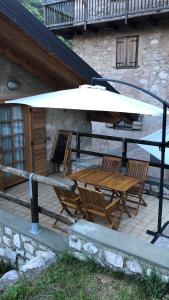Patio nebo venkovní prostory v ubytování B&B Arlanch 8
