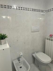 Phòng tắm tại Casa Girasole Sanremo centro +53 ảnh