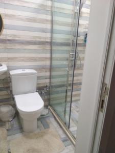 Koupelna v ubytování Elshan's dacha