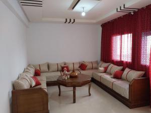 A seating area at Eftalya Hostel Tanger