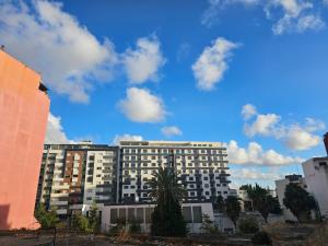The building in which a hosteleket is located