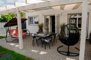 Balkon lub taras w obiekcie Apartament Domek Romi w Augustowie do wynajęcia