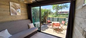 Balkón nebo terasa v ubytování Magnifique studio Le FLAMANT DORE avec Loggia, Terrasse & Climatisation, Proche Mer