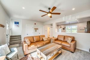 Fotografie z fotogalerie ubytování Private Hot Tub Newly Built Fraser Townhome v destinaci Fraser