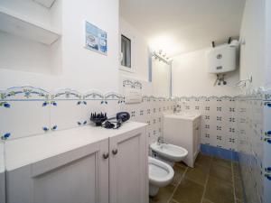 LA FINESTRA SUL MARE - Antonella Apartment的一间浴室