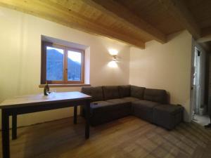 Area soggiorno di Pur Mountain View Flat