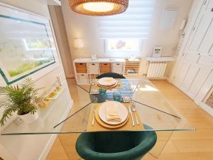 Kép ApartaSuite Centro Histórico Ático tranquilo y luminoso en el corazón de Granada szállásáról Granadában a galériában
