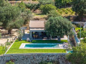 Πισίνα στο ή κοντά στο Villa Menda