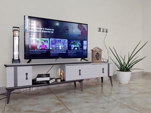 Φωτογραφία από το άλμπουμ του Appartement meublé 1 σε Μπραζαβίλ