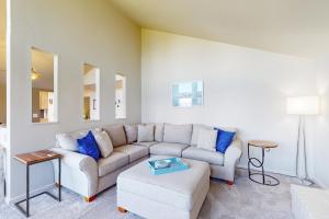 Gallery image of Marine Mist in Coupeville