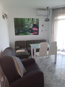 Χώρος καθιστικού στο apartamento las Gondolas