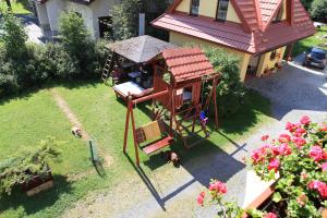 Vonkajšia záhrada v ubytovaní Vila Katarína 151