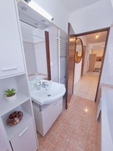 Koupelna v ubytování Casa Orange