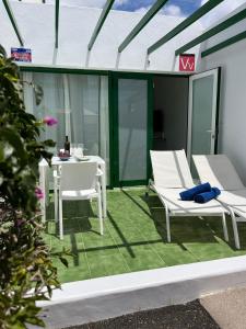 Αίθριο ή υπαίθριος χώρος στο Bungalow Retama +30 φωτογραφίες