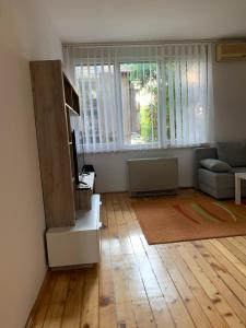 Area tempat duduk di Apartman tvrdjava
