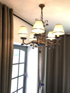 Fotografie z fotogalerie ubytování Chambre suite privée à 10km de Chambord et Cheverny v destinaci Neuvy