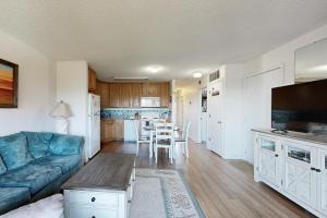 Dapur atau dapur kecil di Sunset Landing Unit 11
