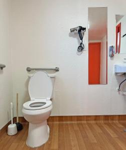 Koupelna v ubytování Sin City Hostel