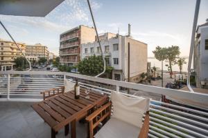 Balkón nebo terasa v ubytování Center of Loutraki Ble Property5