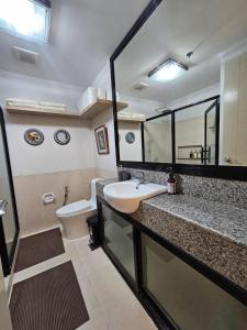 Koupelna v ubytování Verdon Parc 2 Bedroom Unit with Big Balcony