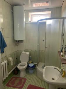 Koupelna v ubytování Иртыш + 37 fotografií