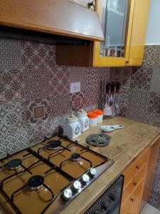 Cucina o angolo cottura di La Casa dei Nonni