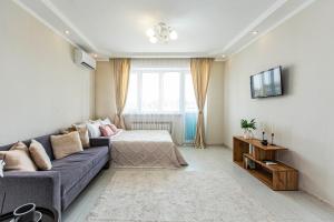 Μια τηλεόραση ή/και κέντρο ψυχαγωγίας στο ЖК Ушсункар