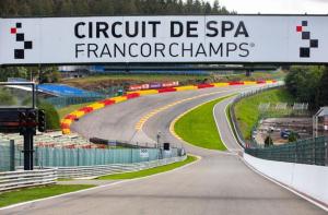 Fotografie z fotogalerie ubytování Vintage racing Apartment 2 bedrooms 300m from the track v destinaci Stavelot