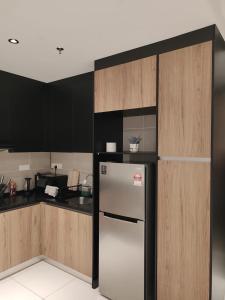Dapur atau dapur kecil di ONSTAY Sunway Onsen Suites