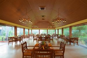 Restaurace v ubytování Poovar Island Resort