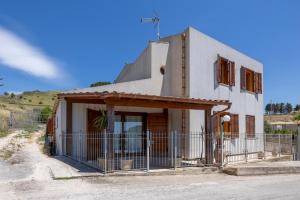 Gallery image of Fantastica Villa Vicino al Mare in Buseto Palizzolo