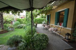 Vonkajšia záhrada v ubytovaní Antica Villa Graziella Venice - Atika & Atif
