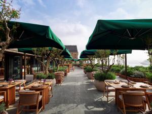 Um restaurante ou outro lugar para comer em The Peninsula Istanbul