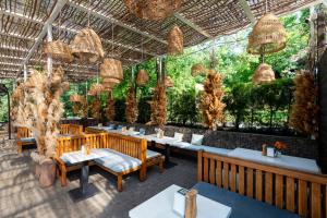 Restaurace v ubytování Tree House Relax Park