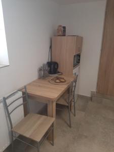 Kuchyň nebo kuchyňský kout v ubytování Apartmán LUKA 2