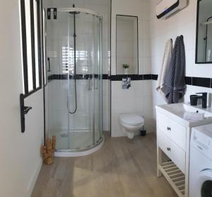 Ένα μπάνιο στο Le Loft