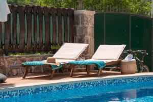 Kolam renang di atau dekat dengan Villa Old House with Pool, Jacuzzi +40 gambar