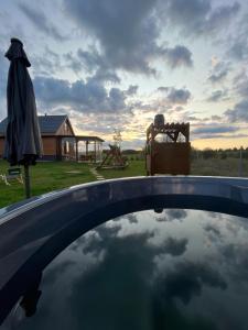 Bazén v ubytování Domek Wypoczynkowy W Brajnikach nebo v jeho okolí