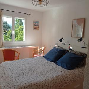 Postel nebo postele na pokoji v ubytování Chambre Studette indépendante