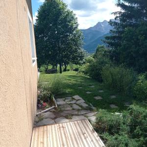 Nespecifikovaný výhled na hory nebo výhled na hory při pohledu z bed and breakfast